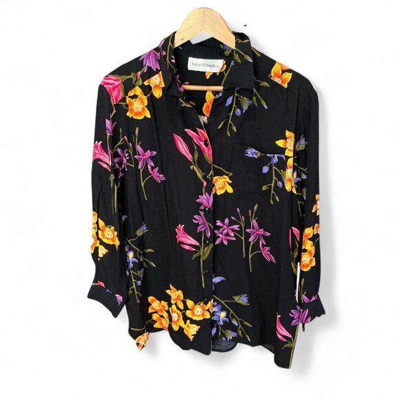 Norton McNaughton Tops - Vintage Norton McNaughton 80's floral button up blouse Size Med Large 10